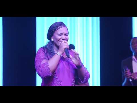 Pat Uwaje-King : He&Amp;#039;S Done Me Well (Live Ministration)