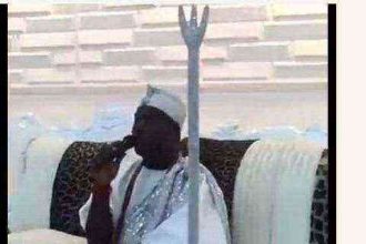 Ooni Of Ife Leads In Worship During Church Service