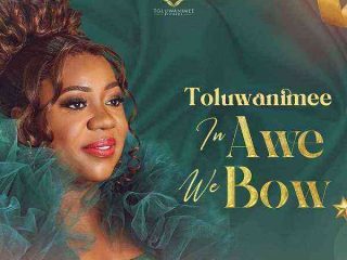 In Awe We Bow - Toluwanimee