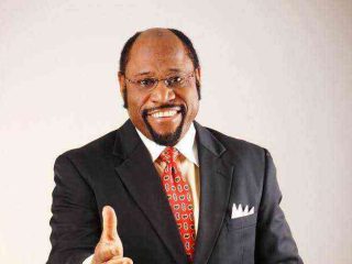 Dr Myles Munroe 1 2